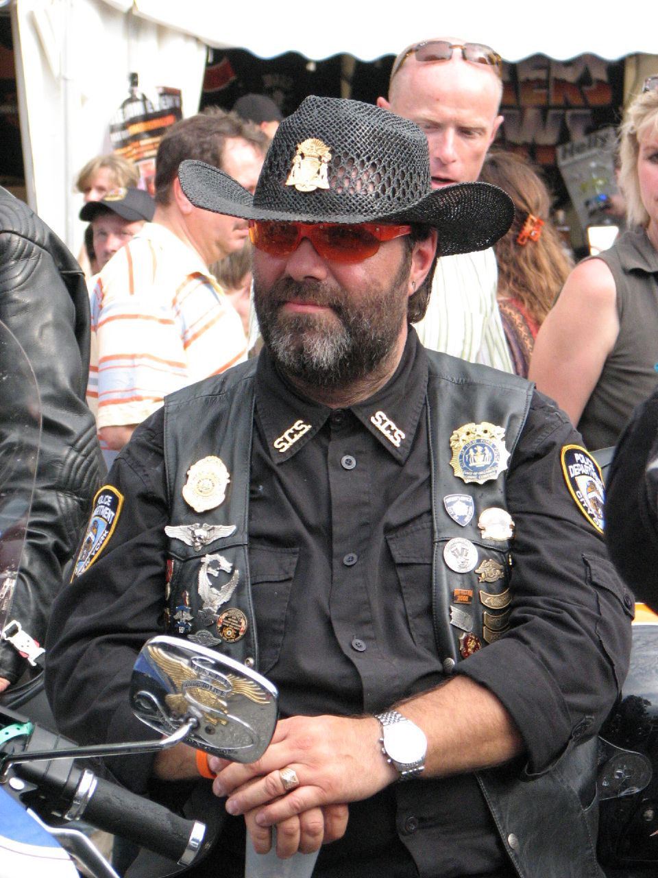 Wilhelm Fink------------(B)EASTWILLI